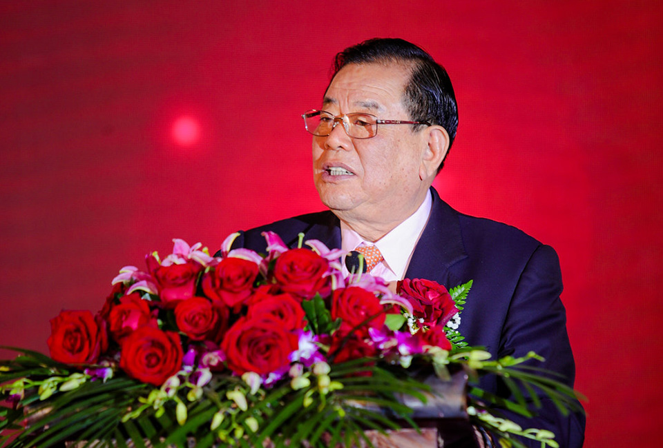 德業(yè)人將用心堅守使命,<br>為實現(xiàn)夢想不懼櫛風(fēng)沐雨、砥礪前行。
